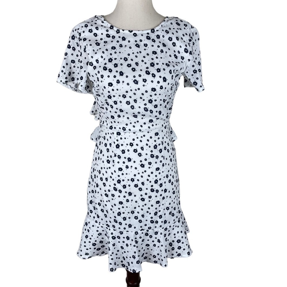 Princess Polly White/Navy Floral Dress